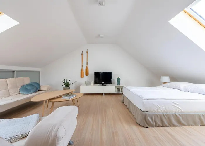 Nad Morzem - Przy Wydmie *